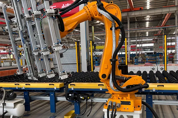 Robot de carga y descarga de vidrio