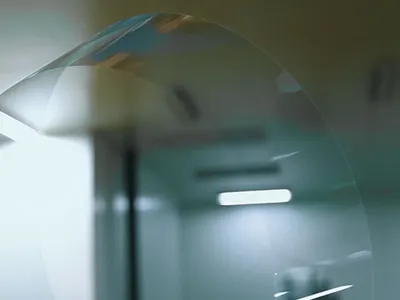 Vidrio flotado ultrafino (poseedor del récord mundial)