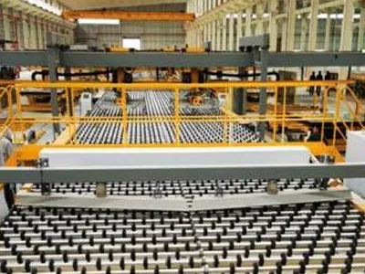 Equipos para el acabado en frío (corte de vidrio, transporte de vidrio, apilado de vidrio, etc.)