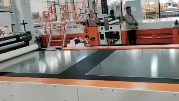 Vidrio laminado de alta transparencia para una mejor eficiencia energética